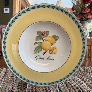 Villeroy & Boch Citrus Lemon Bowl with Yellow and Green Accents